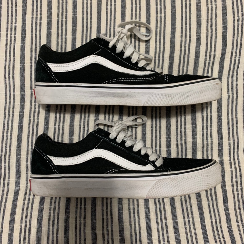 Black Vans